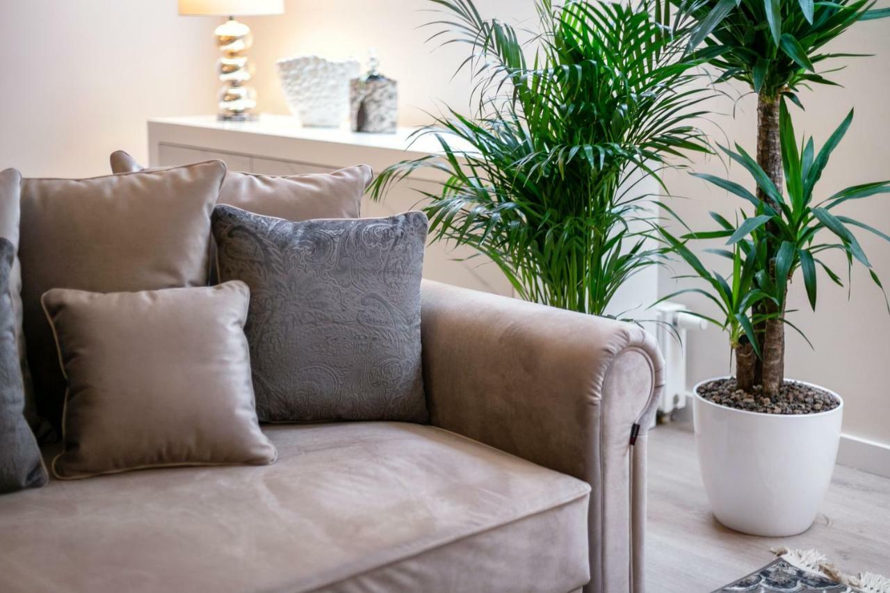 Luxury For Everyone - Hills Park Lux Apartments 1 Вильнюс Экстерьер фото